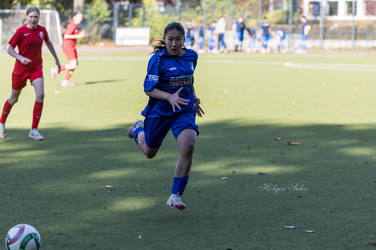 Bild 393 - wCJ Eimsbuettler TV - FC Rosengarten : Ergebnis: 2:0